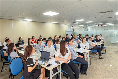 Mavin Organizes Legal Update Training for Staff Across the Group